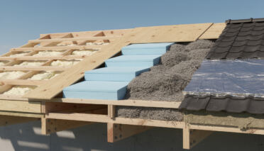 Les différentes méthodes d'isolation de toiture expliquées 4 découvrez les différentes méthodes d'isolation de toiture expliquées en détail pour améliorer le confort de votre maison et réduire vos factures d'énergie.